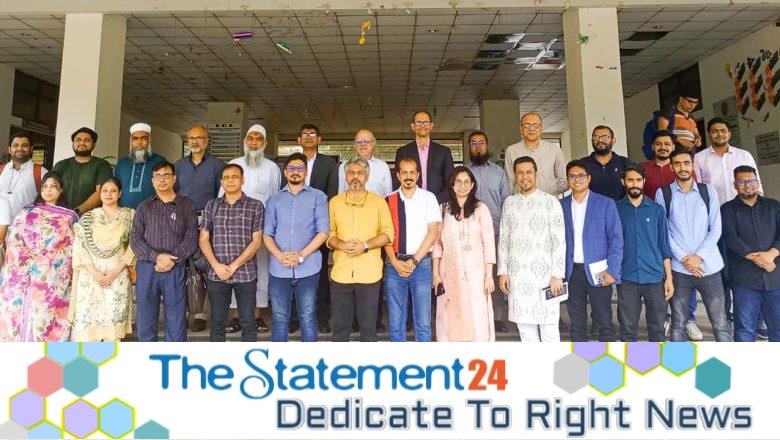 A roundtable discussion titled “Software Industry-Academia Collaboration for Professional Development of CSE/IT Students” was held