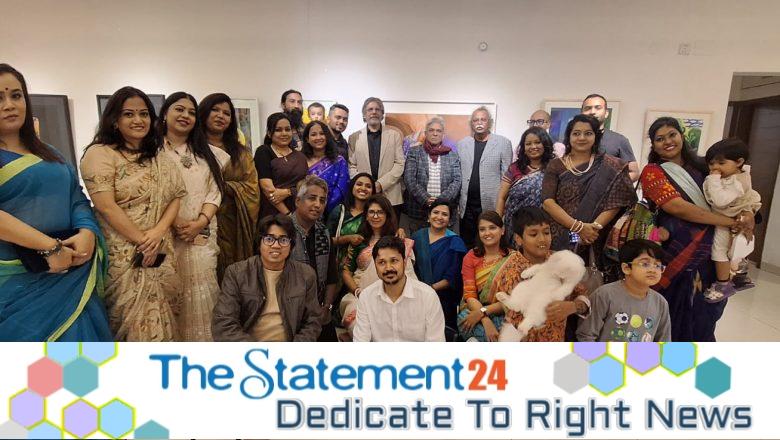 Inauguration of the Exhibition Sholo Rong-Sixteen Shades of the Sixteenth Batch at Gallery Chitrak